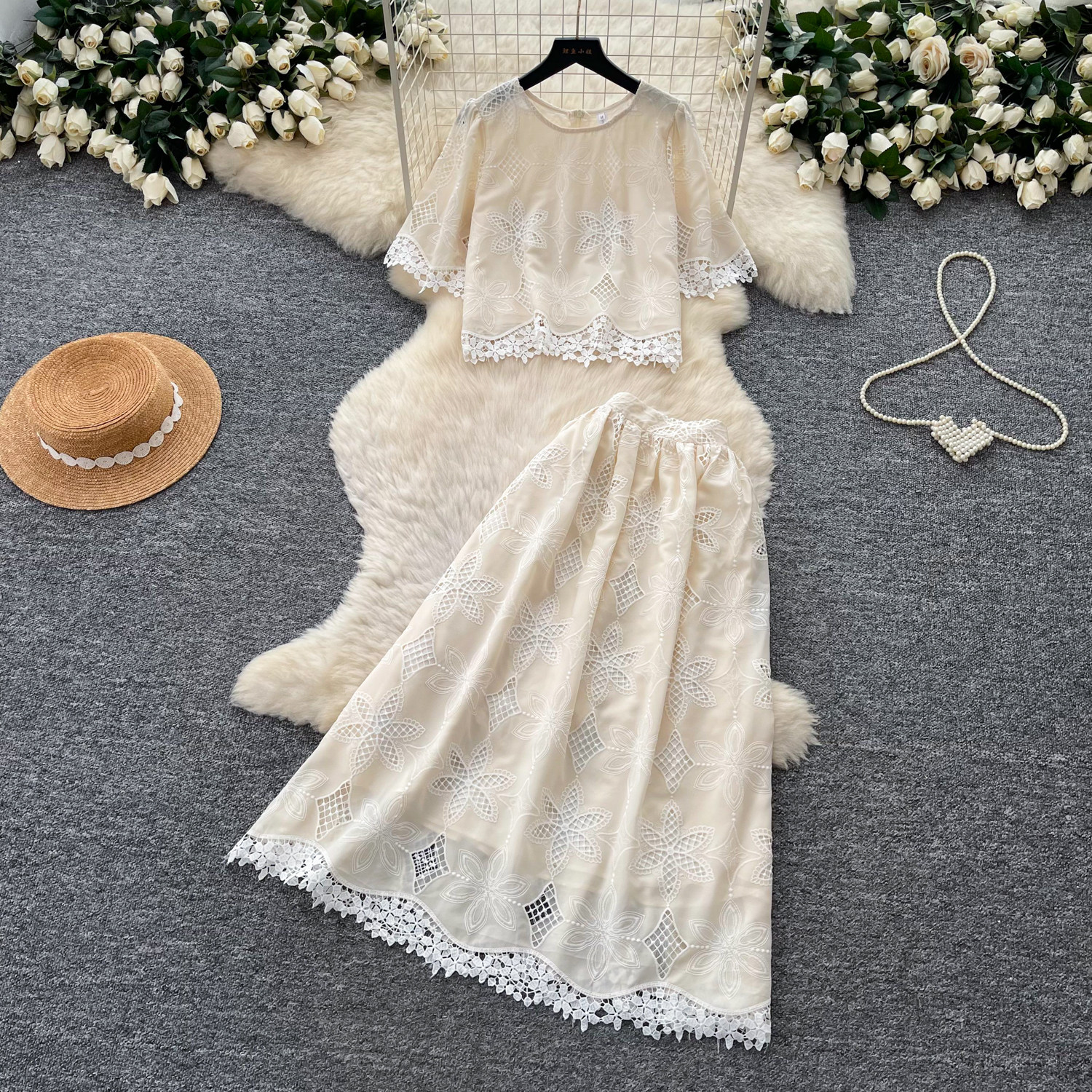 Vintage Lace Embroidery Two-Pi - Embroidery Blouse 评论和价格