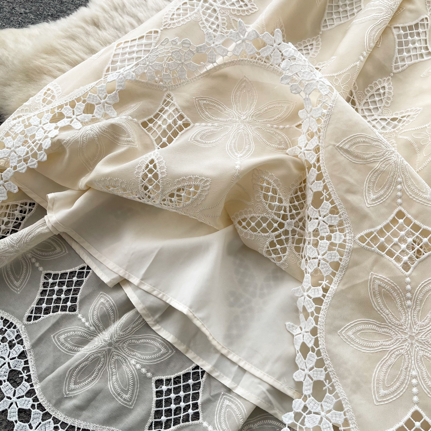 Vintage Lace Embroidery Two-Pi - Embroidery Blouse 评论和价格