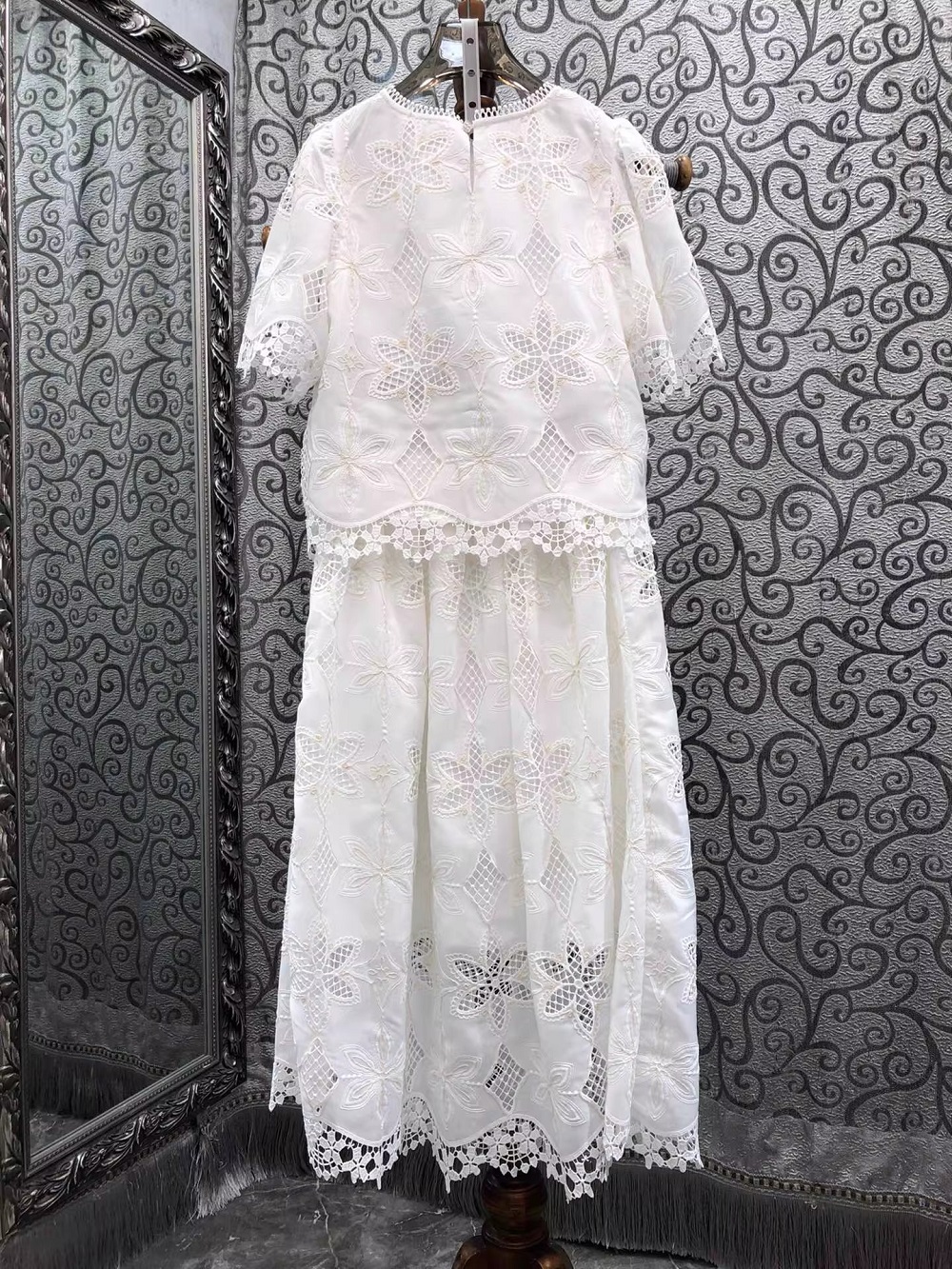 2026 Summer Fashion Skirt Suit - Embroidery Blouse 评论和价格