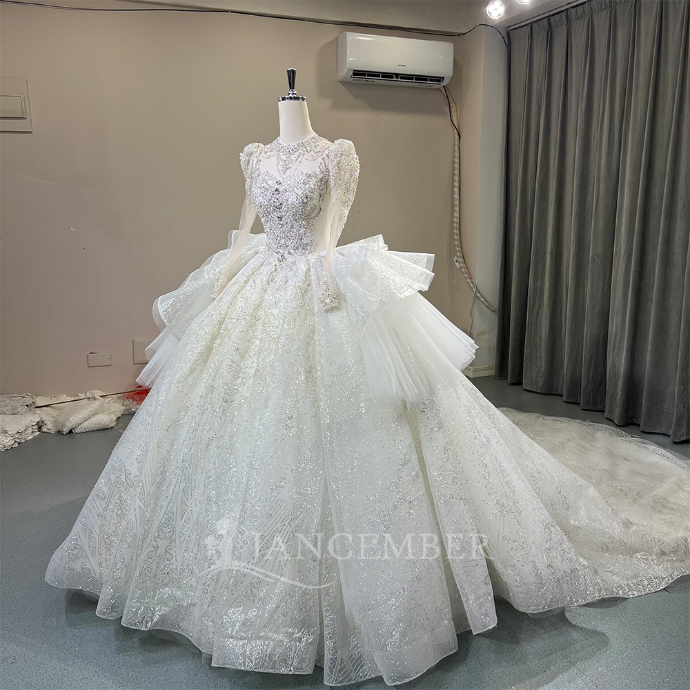 High Neck Chic Wedding Dress C - Embroidery Organza 评论和价格
