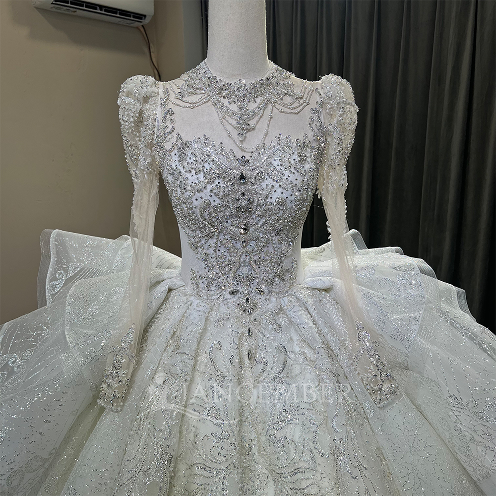 High Neck Chic Wedding Dress C - Embroidery Organza 评论和价格