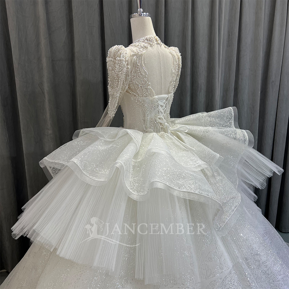 High Neck Chic Wedding Dress C - Embroidery Organza 评论和价格