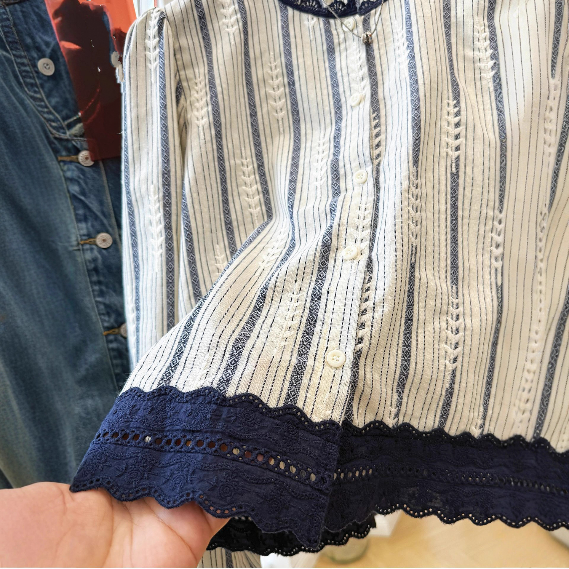 Women's Striped Lace Trim Blou - Embroidery Blouse 评论和价格