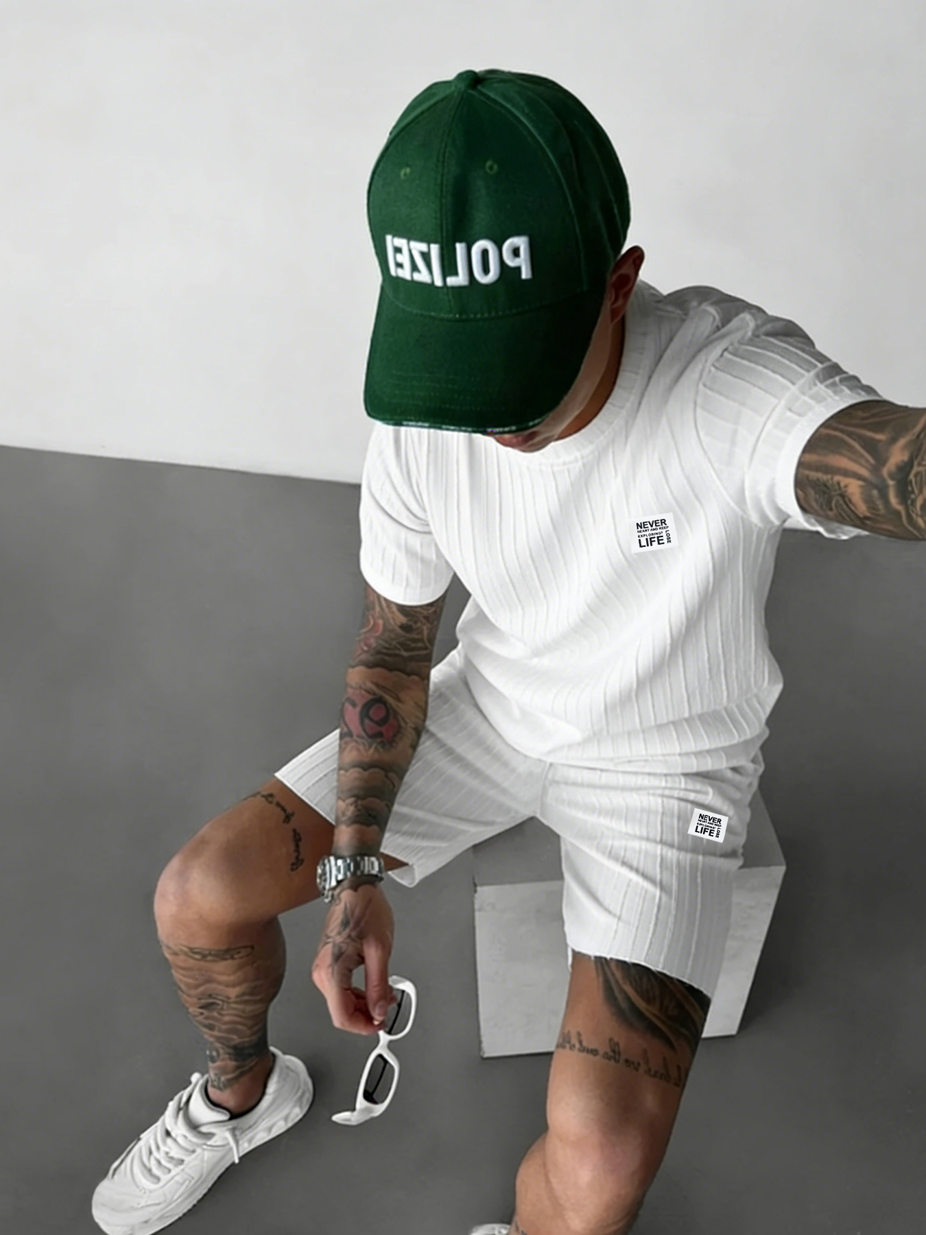 Men's Textured “Never Lose You - Embroidery Men Shirt 评论和价格