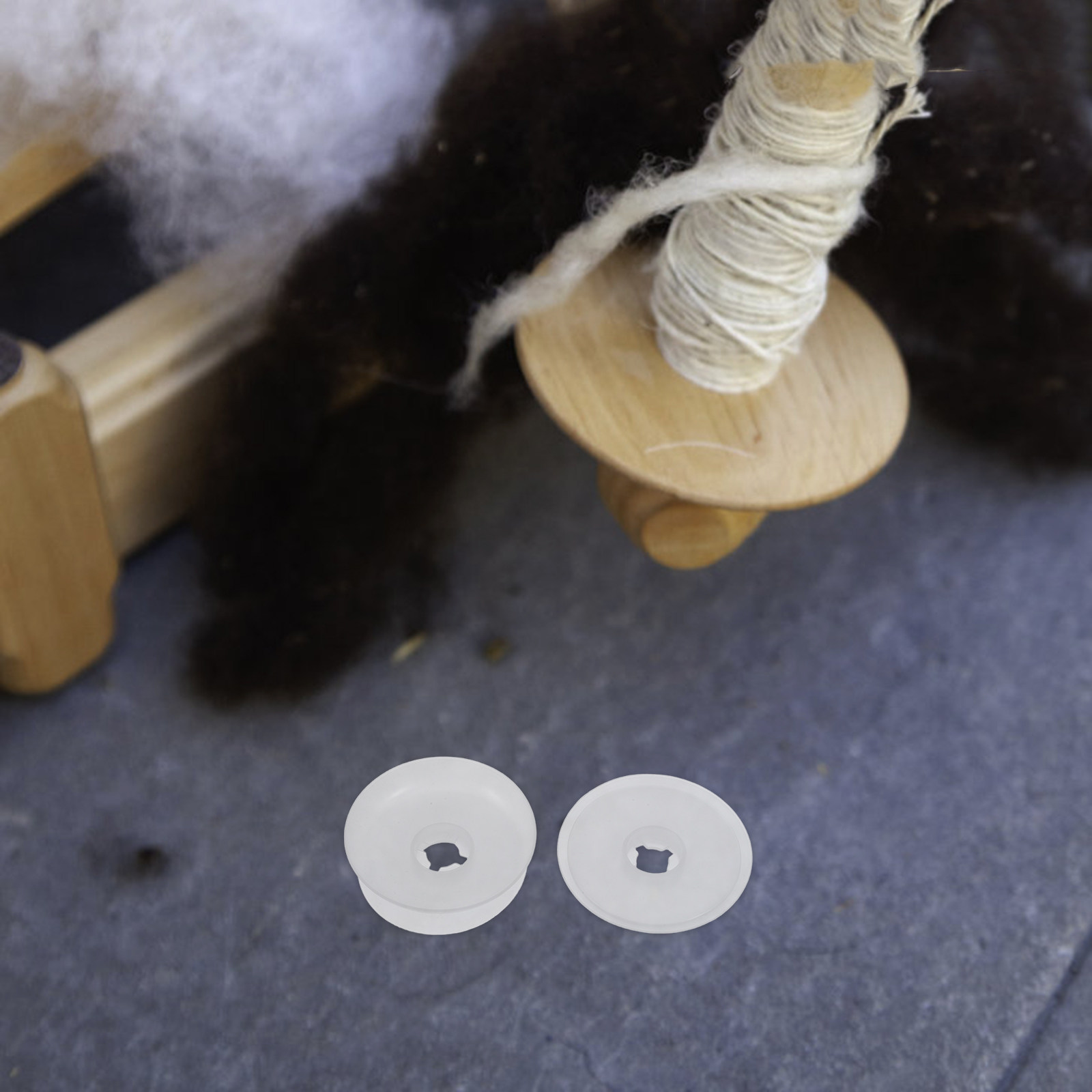 10Pcs Empty Bobbins for Thread - Embroidery Thread 评论和价格