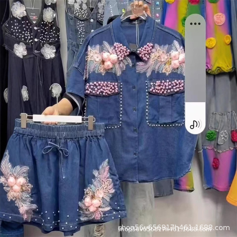 Women Diamonds Beaded Flowers  - Embroidery Blouse 评论和价格